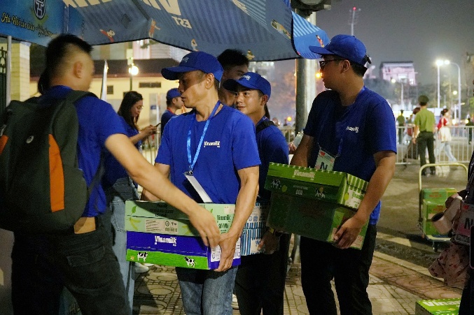 Vinamilk cùng Việt Nam rực rỡ trong ngày hội non sông - Ảnh 2