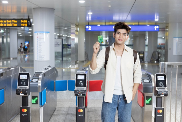 “Một chạm là gần” - Hành trình tân sinh viên “mở khóa” bản đồ TP. HCM - Ảnh 3