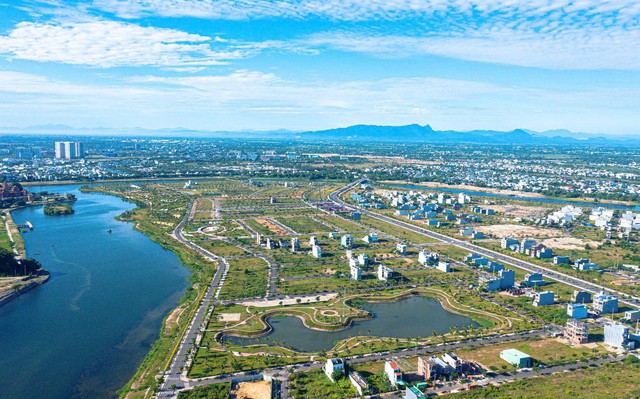 Lần đầu lọt top đường bay nội địa , Đà Nẵng đang hấp dẫn như thế nào? - Ảnh 2