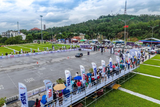 Visa Việt Nam đồng hành với phong trào đua xe tại PVOIL VGC 2025 - Ảnh 2