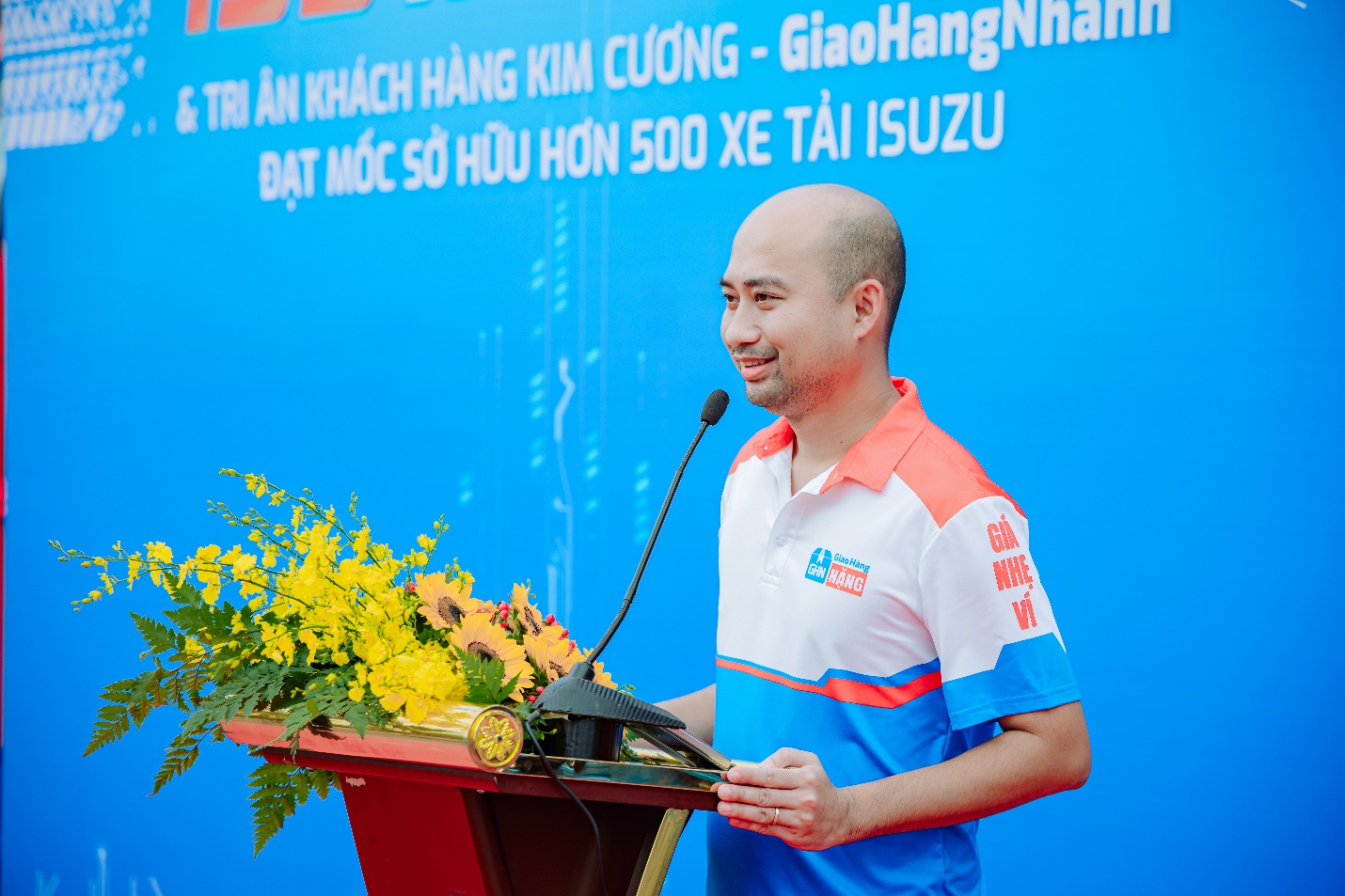 Giao Hàng Nhanh đầu tư 330 tỷ đồng, 309 xe tải mới - Ảnh 2