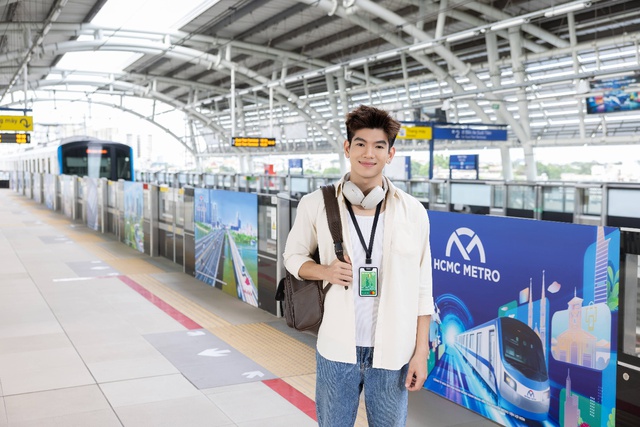 “Một chạm là gần” - Hành trình tân sinh viên “mở khóa” bản đồ TP. HCM - Ảnh 4