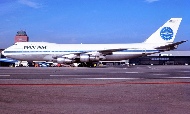 Máy bay bị không tặc tấn công, nữ tiếp viên nhanh trí cứu mạng 359 người, trở thành huyền thoại vĩnh cửu của ngành hàng không - Ảnh 2