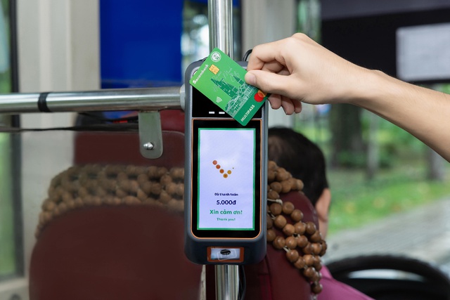 “Một chạm là gần” - Hành trình tân sinh viên “mở khóa” bản đồ TP. HCM - Ảnh 9