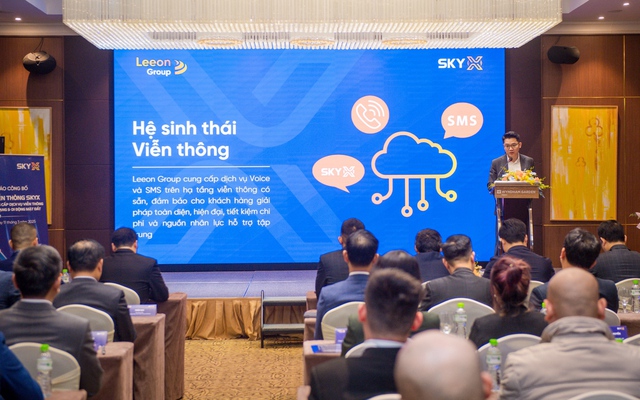 Mạng viễn thông số SkyX của Leeon Group ra mắt X-Phone - Ảnh 1