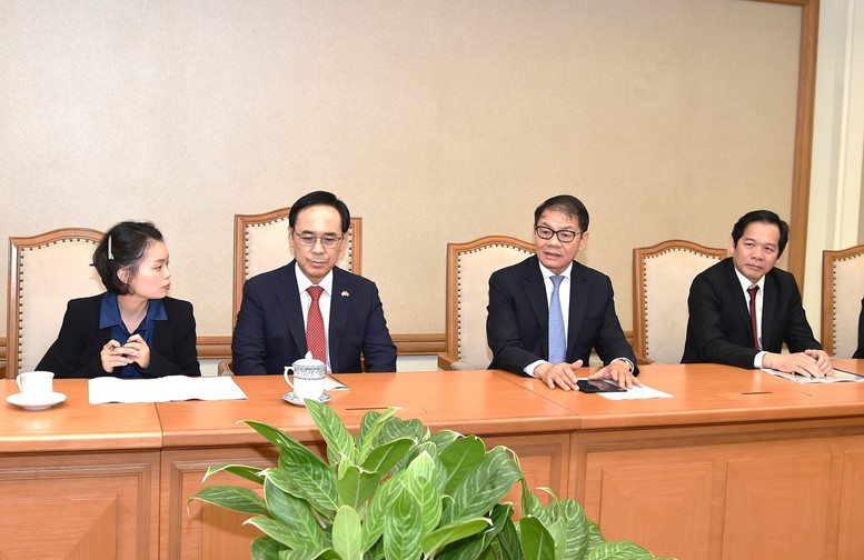 Hyundai Rotem muốn hợp tác phát triển đường sắt tốc độ cao với Việt Nam - Ảnh 3