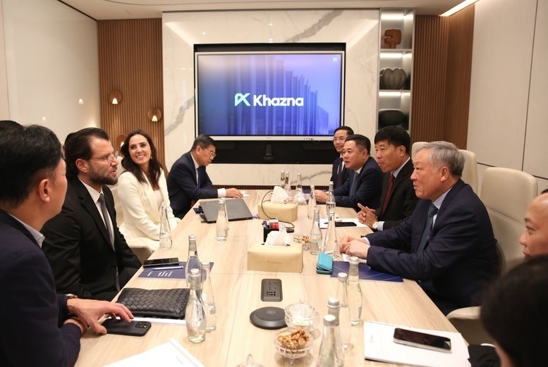 Tin vui từ UAE: "Ông lớn" G42 muốn bắt tay FPT và Việt Thái làm trung tâm dữ liệu, chủ nhân tháp Burj Khalifa sắp sang Việt Nam tìm cơ hội đầu tư - Ảnh 1