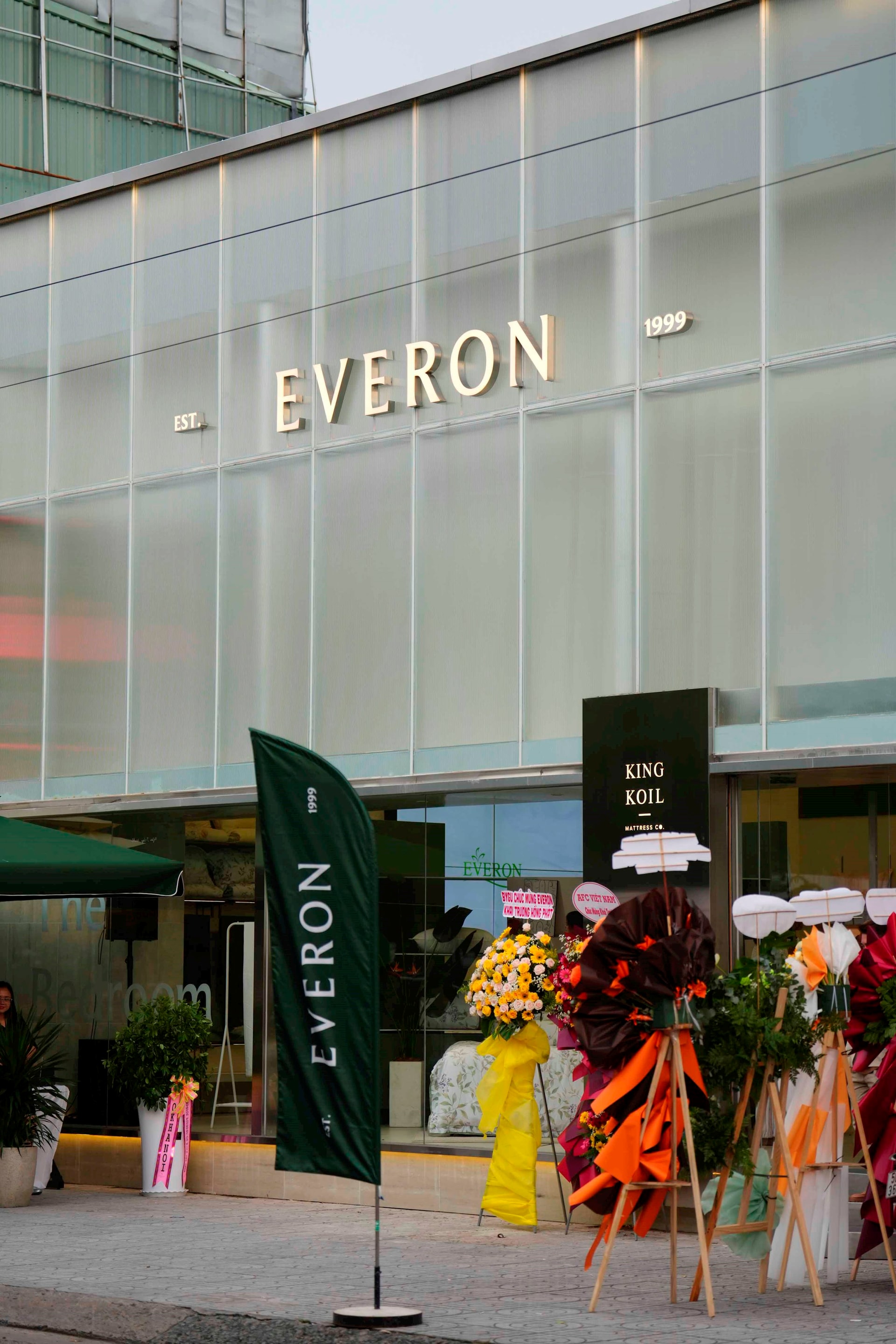 Bắt tay 'gã khổng lồ' sợi vải của Áo, Everpia (EVE) chi lớn cho Flagship Space, chính thức bước vào cuộc đua hàng hiệu 9.000 tỷ của Việt Nam - Ảnh 2