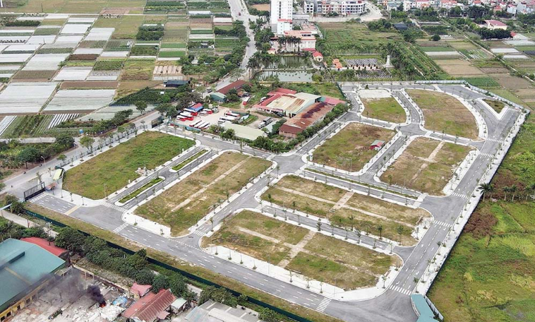 Nâng mức cọc lên 50% khi đấu giá đất: Có chặn được hành vi trục lợi, thao túng? - Ảnh 1