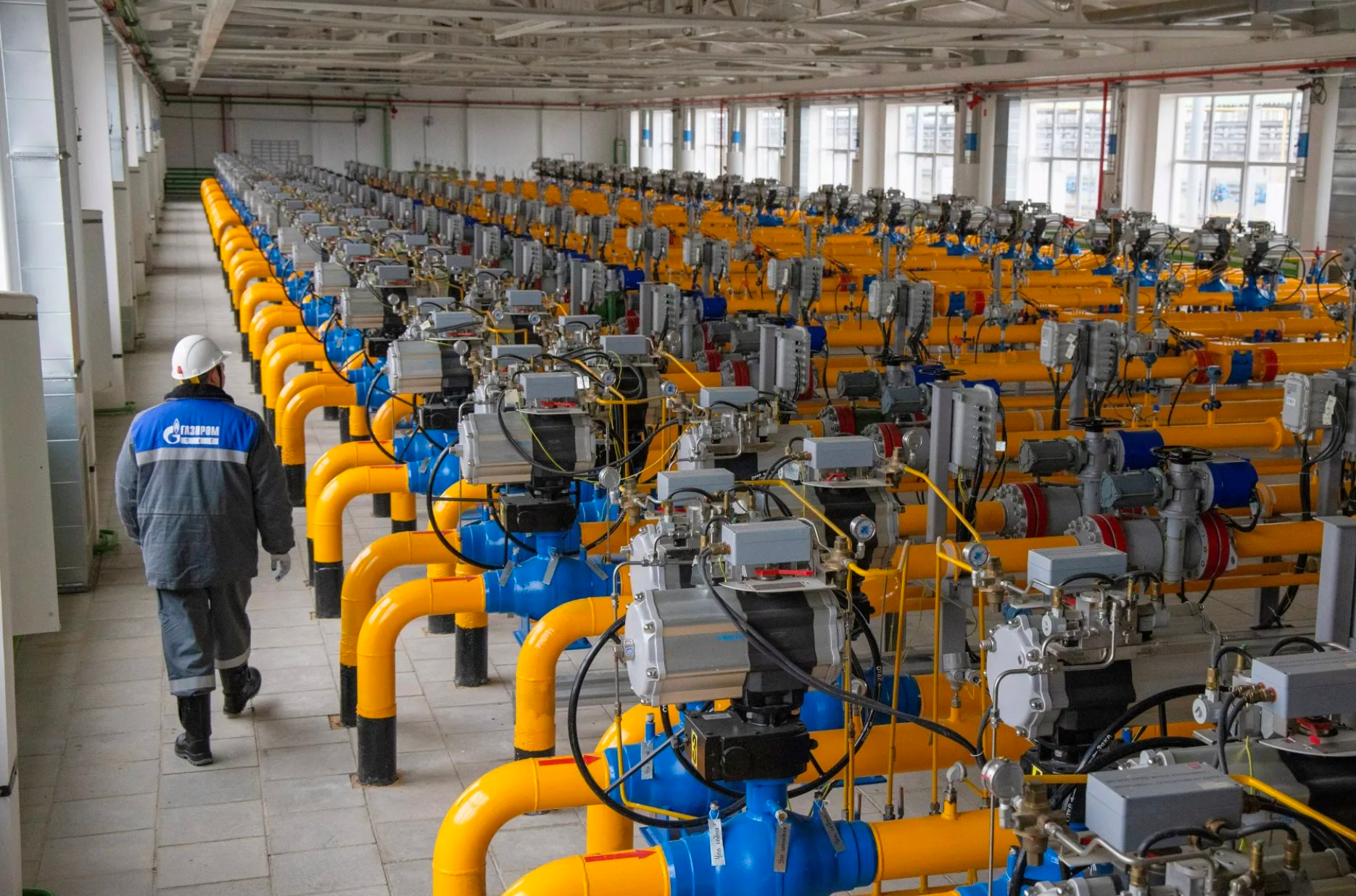 Tìm được khách sộp, Nga lập tức hạ giá thấp hơn 38% so với mức bán khí đốt cho EU: Là nước sắp mua 100 tỷ mét khối từ Moscow - Ảnh 1