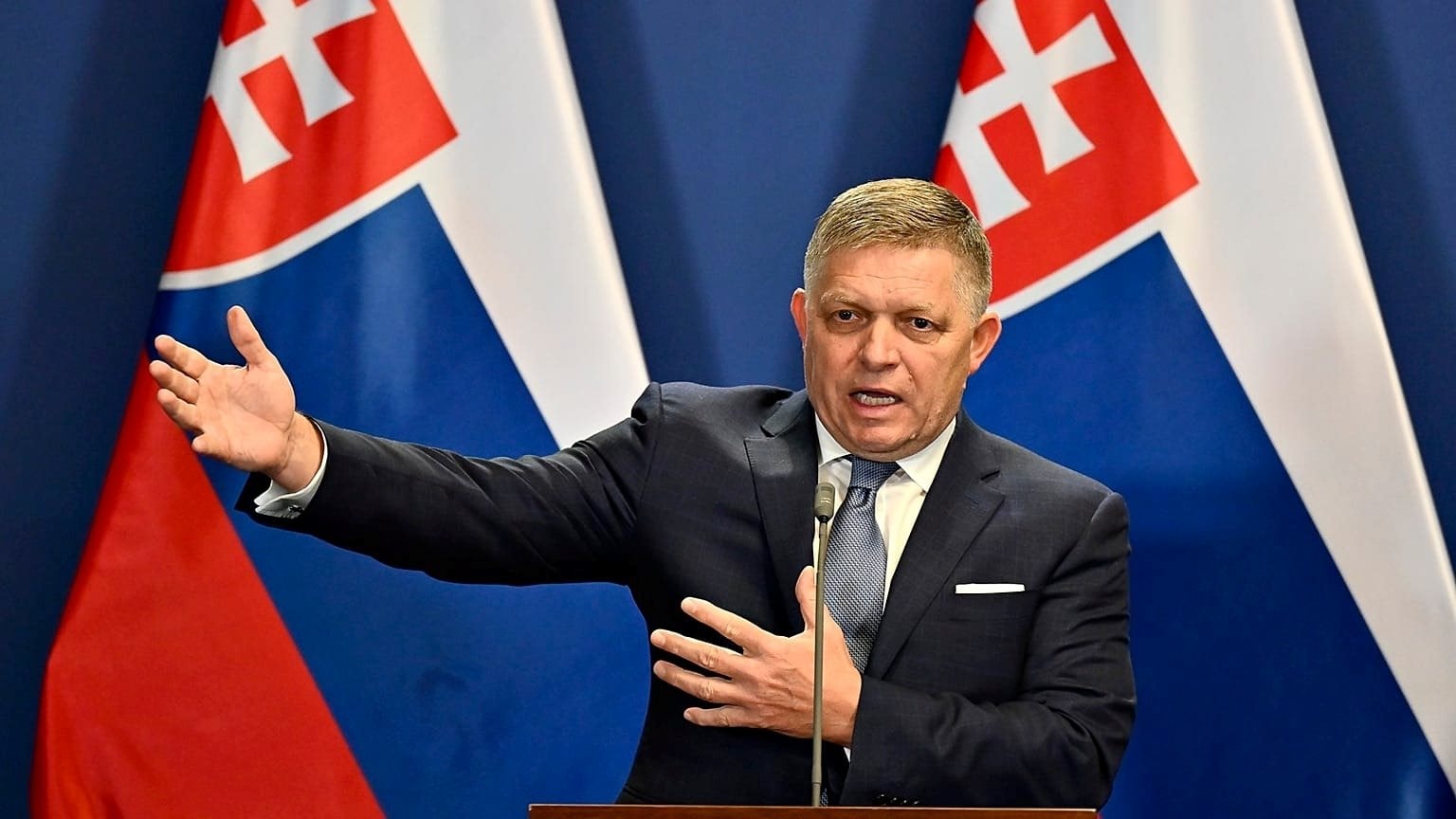 Không còn đòi hỏi liên quan đến khí đốt nhưng một quốc gia châu Âu lại tuyên bố sẽ bác gói trừng phạt sắp tới với Nga, ra thêm điều kiện với EU - Ảnh 1