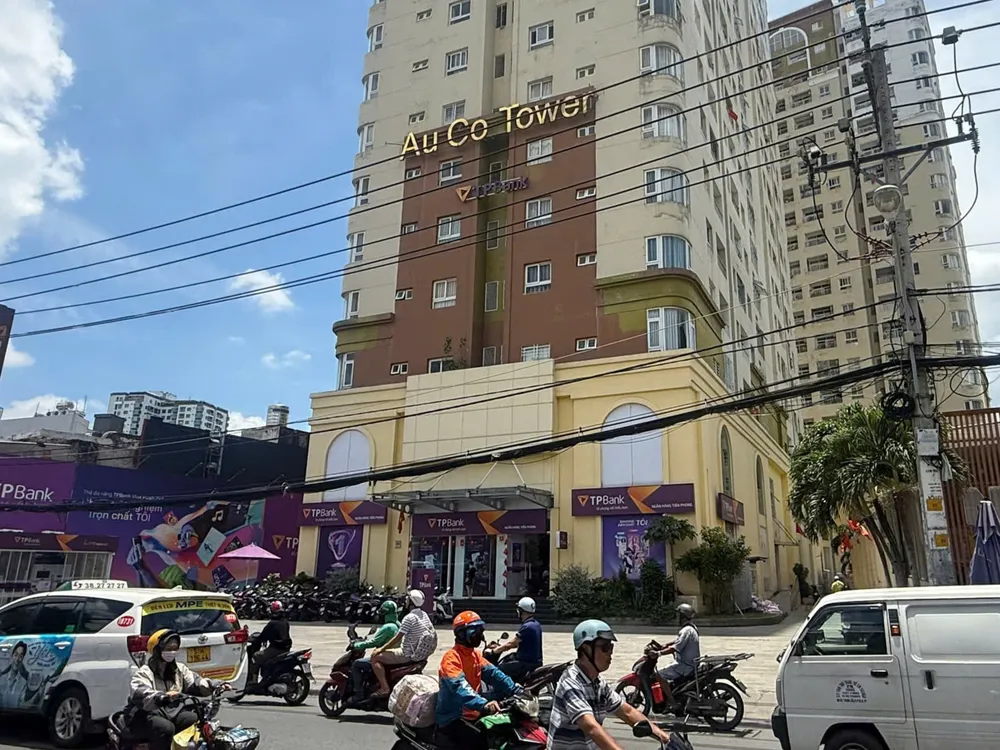 TPHCM: Thêm nhiều người dân ở các dự án gặp "vướng" được cấp sổ hồng - Ảnh 3