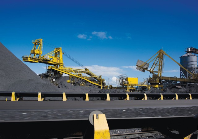 "Cỗ máy kiếm tiền" khổng lồ của Việt Nam: Thu 112.600 tỷ, nộp ngân sách hơn 19.000 tỷ trong 8 tháng - Ảnh 2