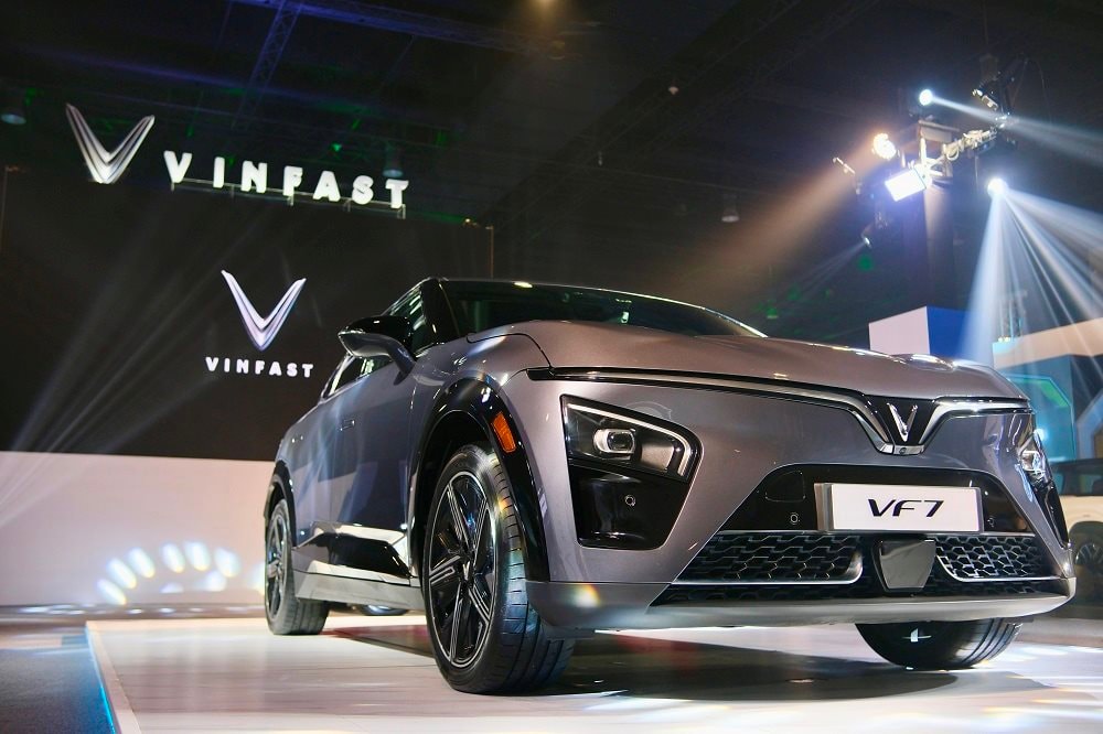 Sau hơn 1 năm tham gia, VinFast đã chiếm 25% thị phần xe điện chạy pin tại Philippines, ồ ạt mở showroom - Ảnh 1