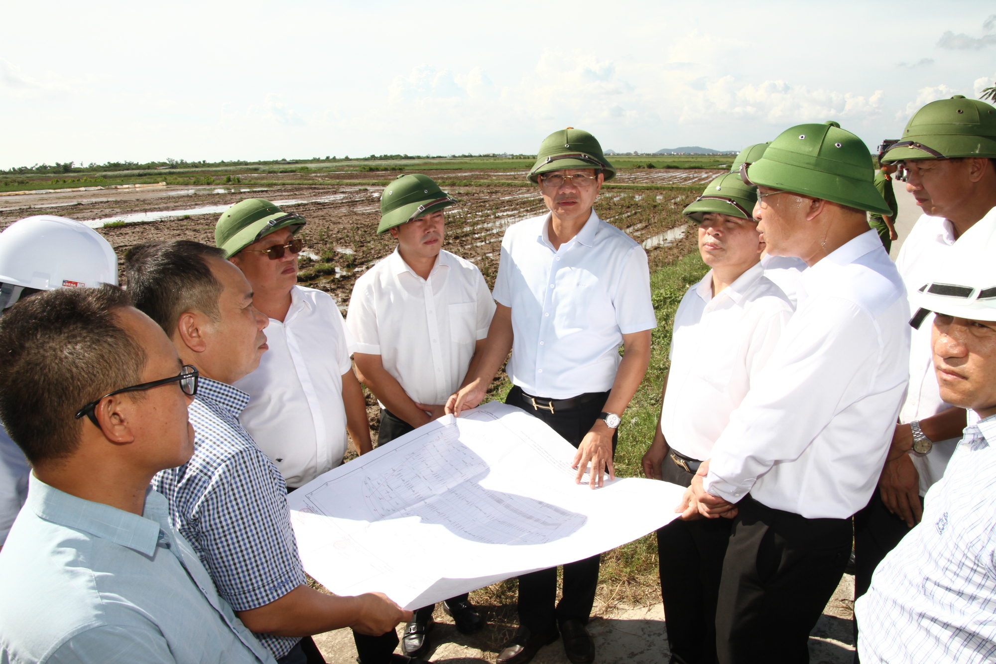 Chưa đầy 1 tháng nữa, Vinhomes của tỷ phú Phạm Nhật Vượng sẽ khởi công khu công nghiệp hơn 4.000 tỷ tại Hải Phòng - Ảnh 1