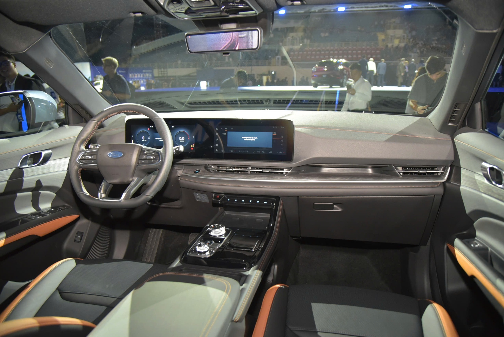 Ford Territory vừa ra mắt đã được đại lý giảm 20 triệu đồng, giá thực tế vẫn chưa đủ làm khó Mazda CX-5 - Ảnh 4