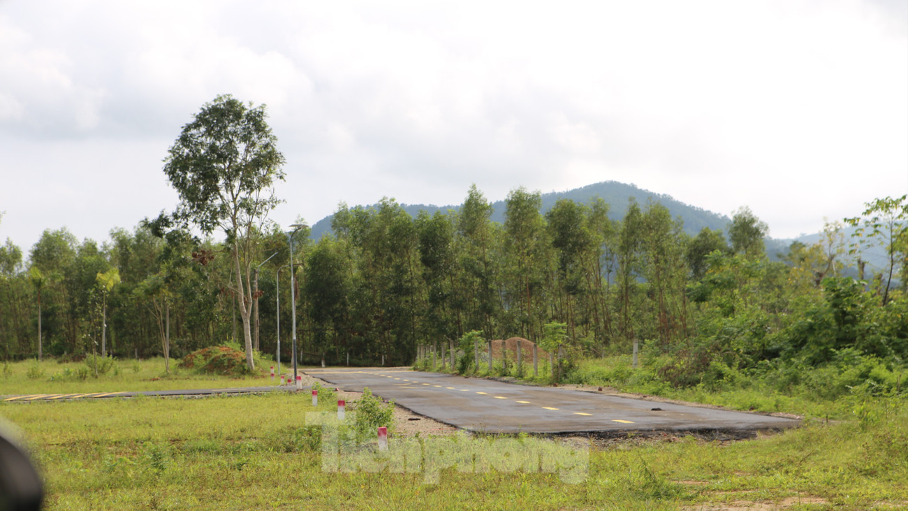 Nguy cơ phá vỡ hạ tầng trong 'cơn sốt ảo' đất nền ở vùng quê Hà Tĩnh - Ảnh 6