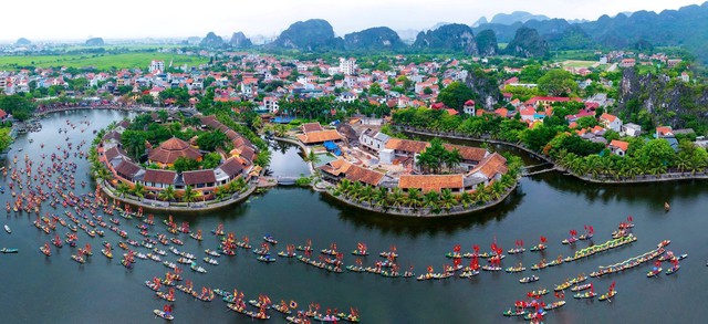 Phó Thủ tướng chỉ đạo “nóng” về sân bay quốc tế Ninh Bình, đường Vành đai 5, cao tốc CT01, Metro nối Hà Nội - Ninh Bình - Ảnh 1