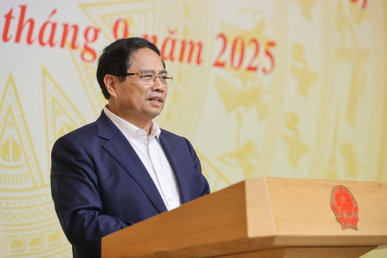 Thủ tướng phê bình 29 bộ, cơ quan và 12 địa phương giải ngân dưới mức trung bình - Ảnh 2