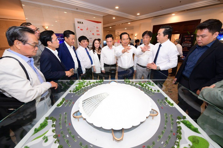 So với 6 thành phố trên cả nước, TPHCM 'không có đối thủ' - Ảnh 1