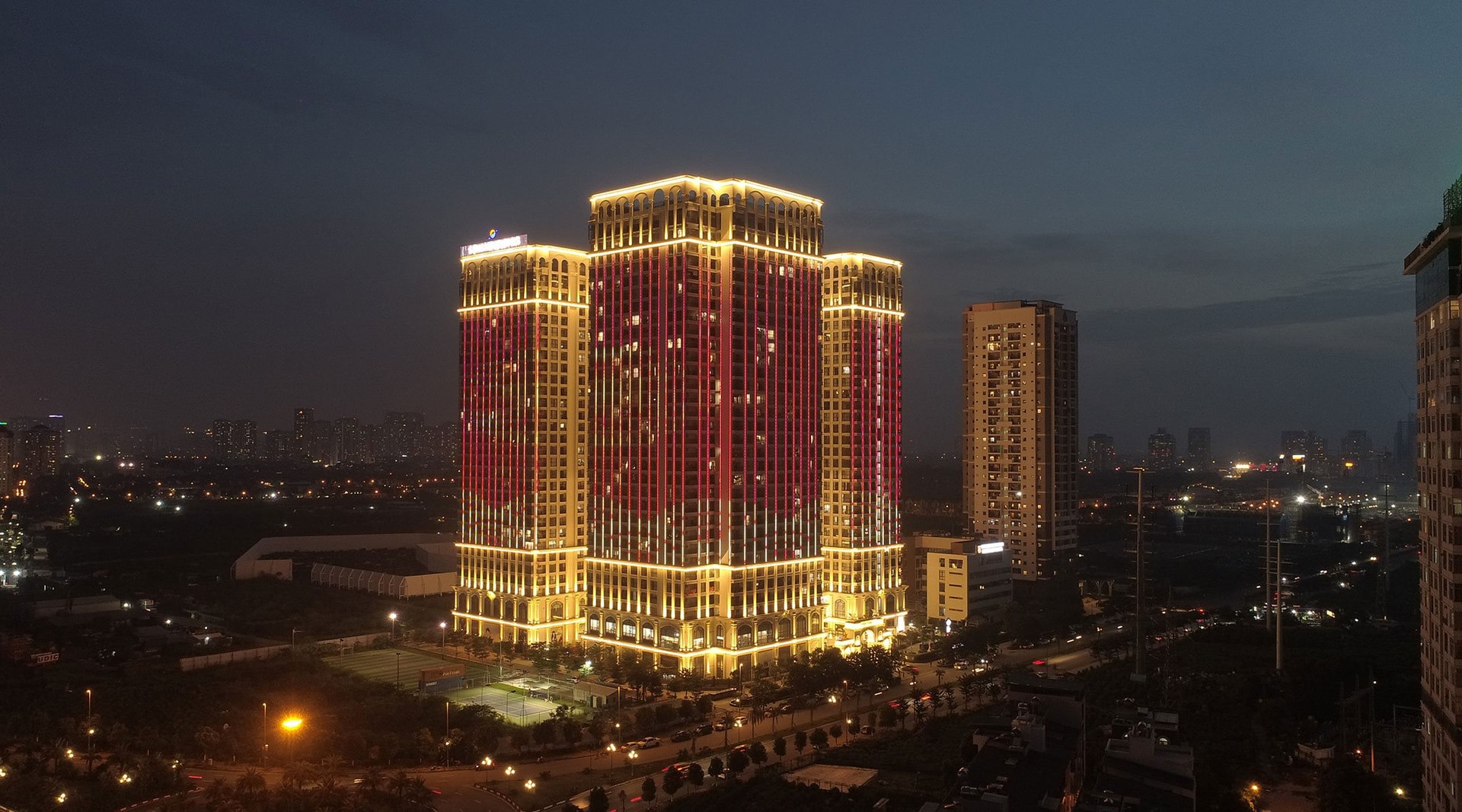 Đại gia địa ốc bứt phá lên vị trí số 2 thị trường, chỉ sau Vinhomes, ông chủ trở thành tỷ phú đôla - Ảnh 1