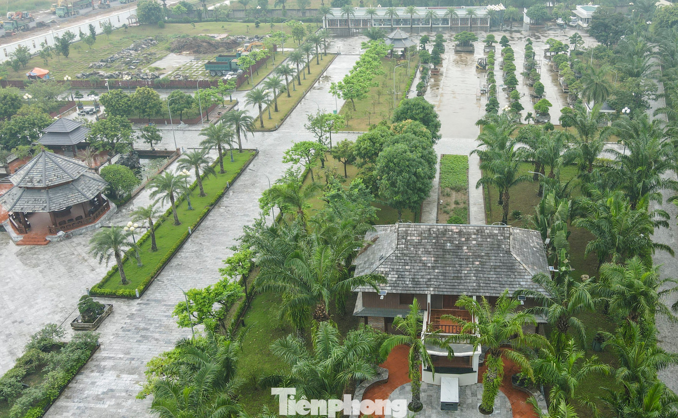 Choáng ngợp khi tận thấy dinh thự hoành tráng 50.000 m2 của ‘Bầu Đoan’ - Ảnh 6