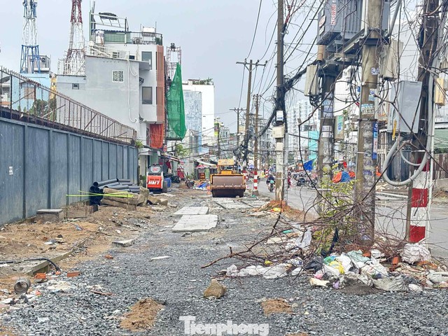 Hiện trạng dự án 'tháo nút cổ chai' đường hơn 1.000 tỷ tại TPHCM sau gần 7 tháng thi công - Ảnh 8