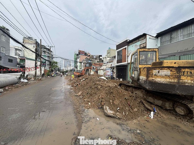 Hiện trạng dự án 'tháo nút cổ chai' đường hơn 1.000 tỷ tại TPHCM sau gần 7 tháng thi công - Ảnh 5