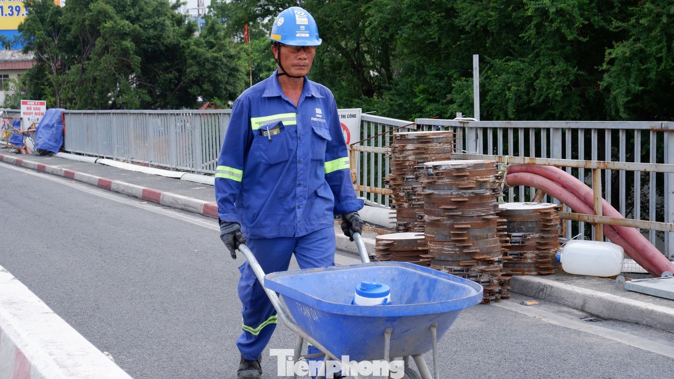 Hiện trạng cầu Bình Triệu 1 sau gần 3 tuần 'thần đèn' nâng tĩnh không - Ảnh 12