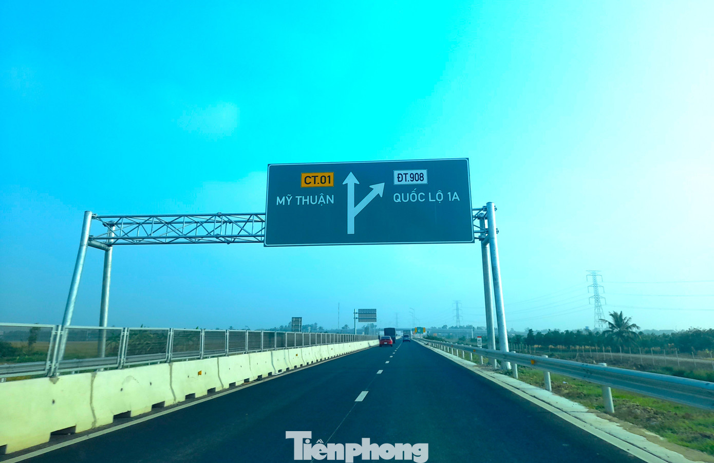 'Quên' làm đường gom cao tốc Mỹ Thuận - Cần Thơ? - Ảnh 1