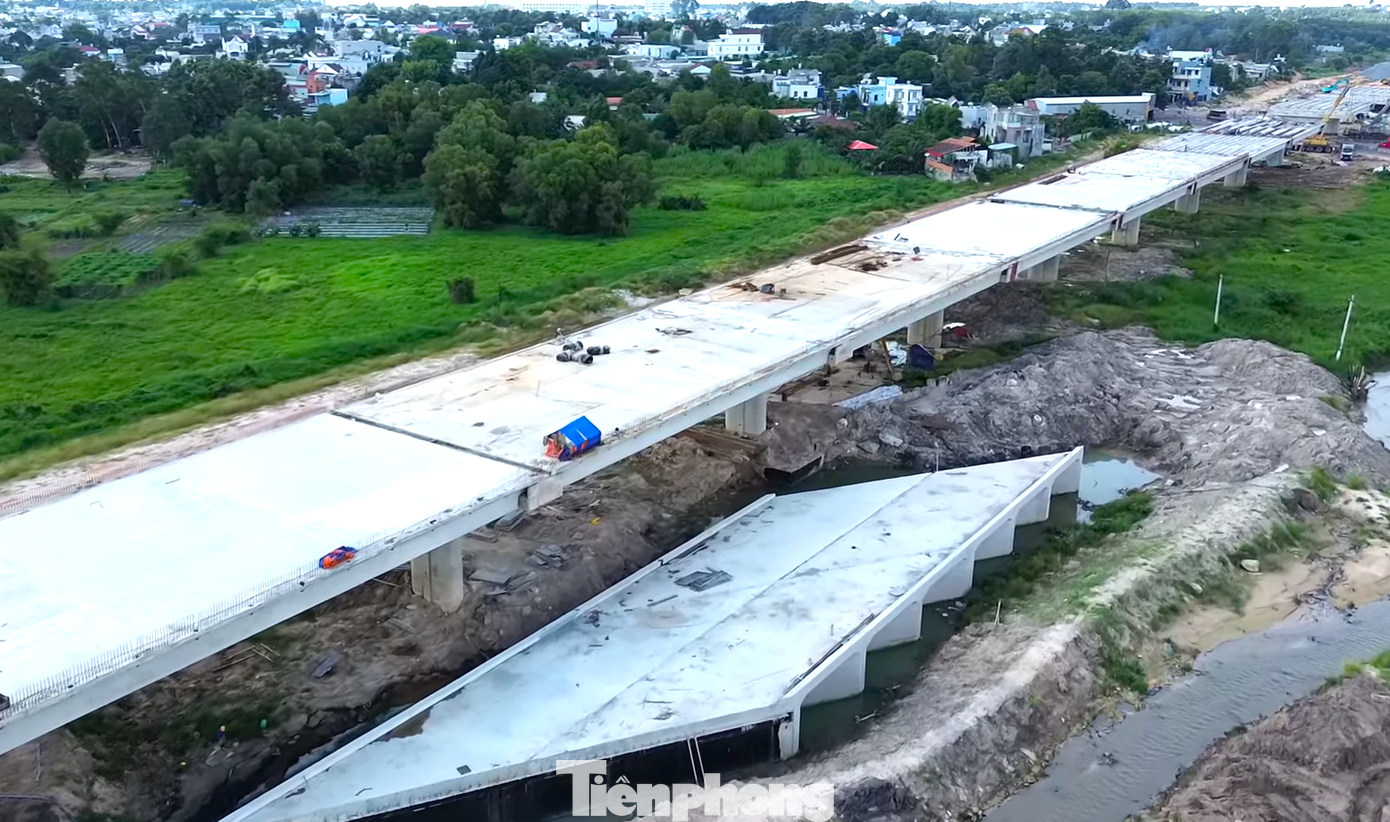 Lộ diện cầu vượt Vành đai 3 đầu tiên qua đường đô thị ở TPHCM - Ảnh 12