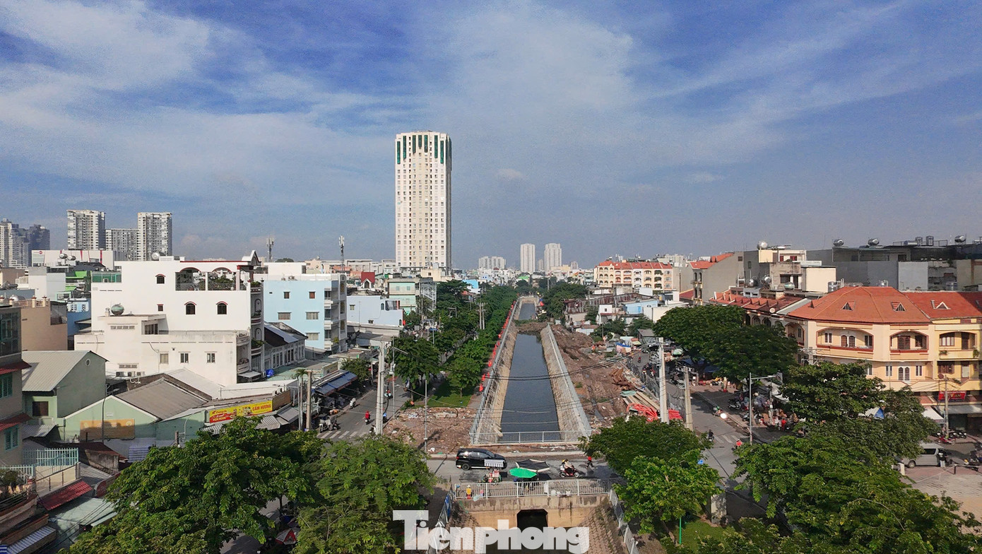 Hình ảnh TPHCM 'thay da đổi thịt' qua từng công trình - Ảnh 3