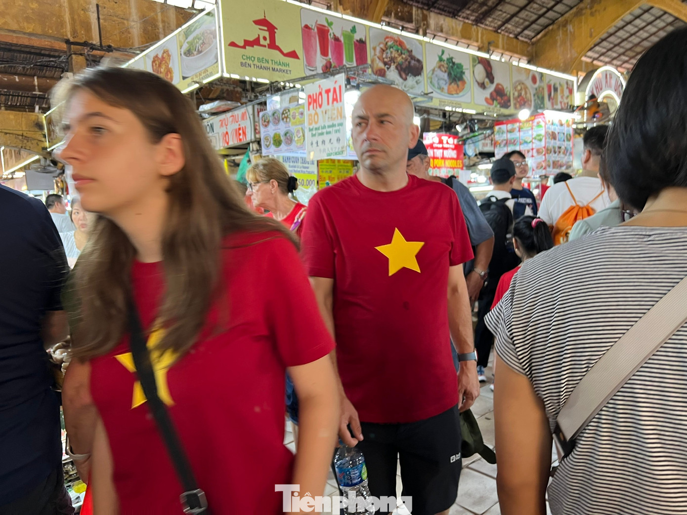 Cảnh trái ngược ở 'thiên đường mua sắm' Sài thành: Chỗ chen chân, nơi vắng lặng - Ảnh 6