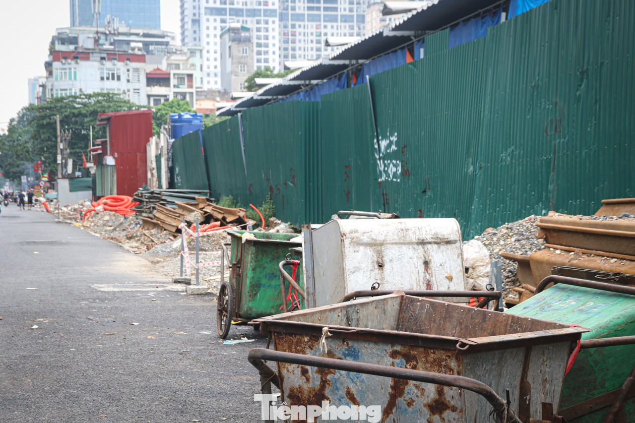 Hàng loạt nhà 'siêu mỏng, siêu méo' trên đường Nguyễn Tuân mở rộng sẽ được xử lý như thế nào? - Ảnh 12