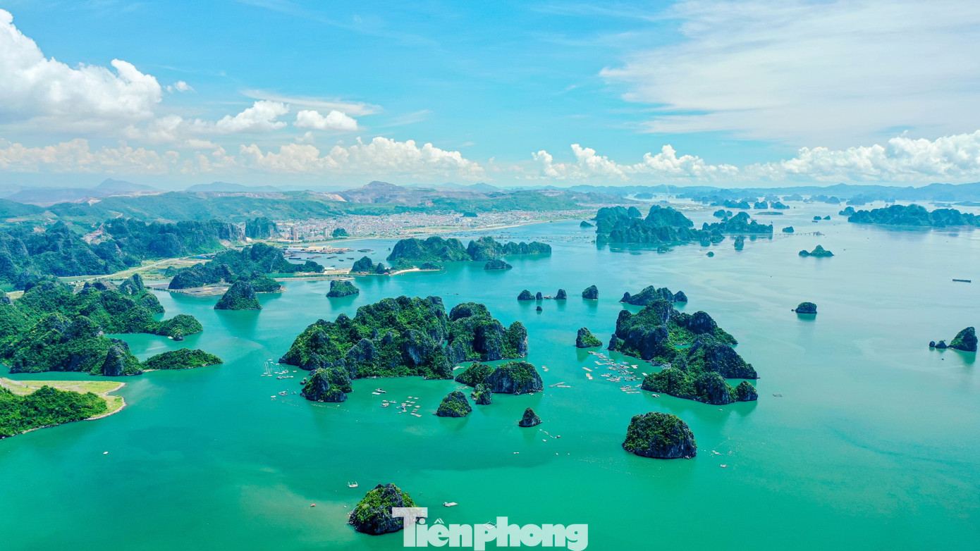 Ngắm vịnh Bái Tử Long từ tuyến đường bao biển đẹp nhất Việt Nam - Ảnh 14