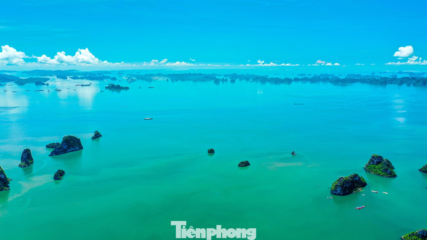 Ngắm vịnh Bái Tử Long từ tuyến đường bao biển đẹp nhất Việt Nam - Ảnh 18