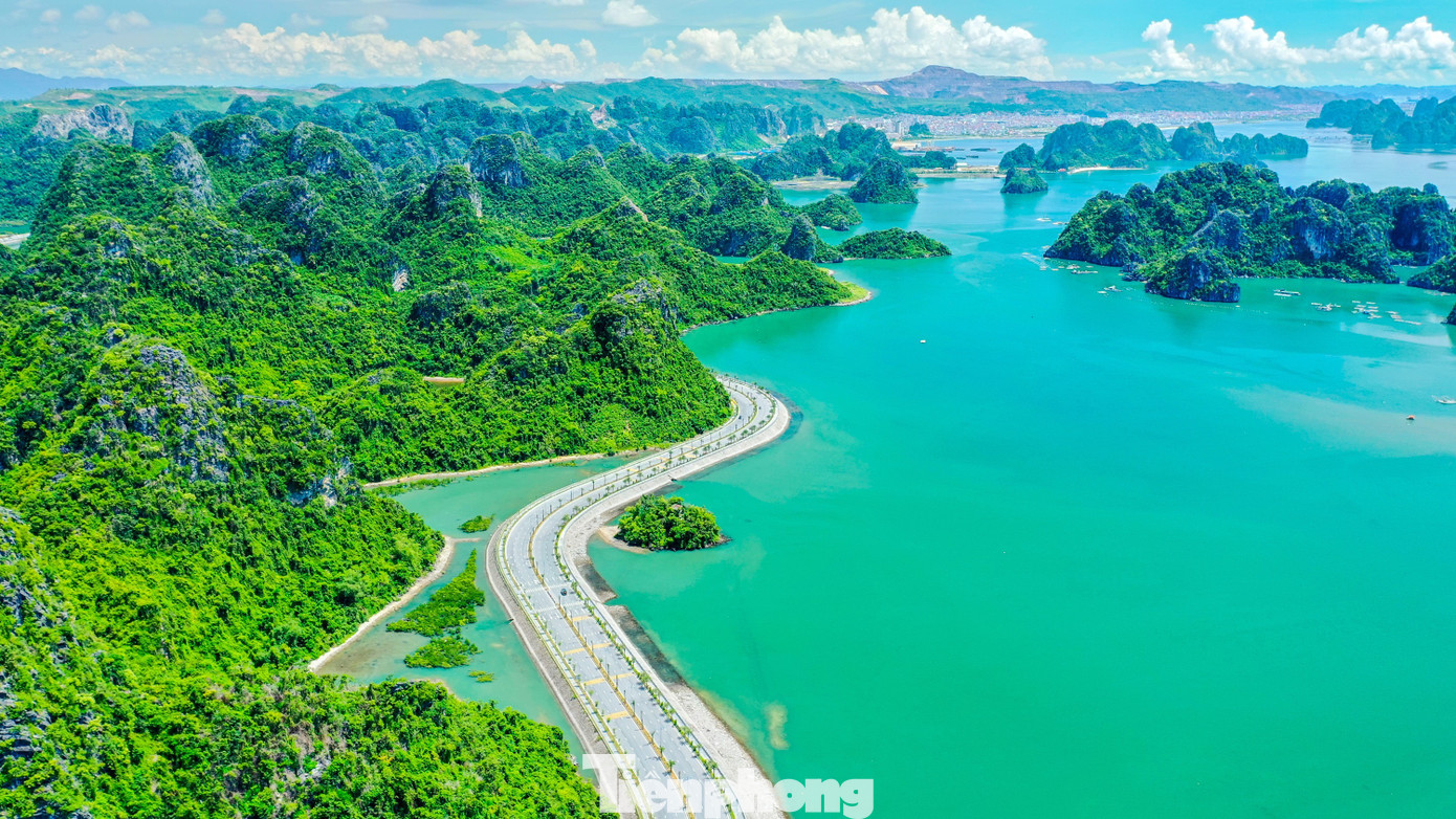 Những công trình mang dấu ấn Quảng Ninh trong nhiệm kỳ 2020-2025 - Ảnh 11