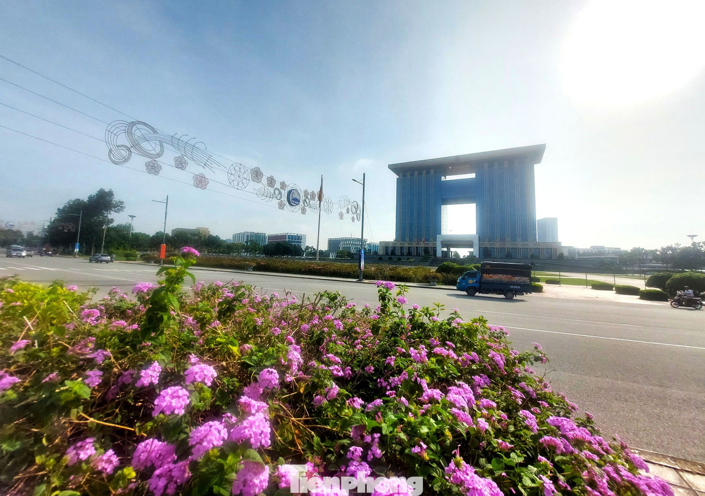 Tháp 22 tầng Trung tâm hành chính tỉnh Bình Dương cũ dùng làm gì? - Ảnh 2