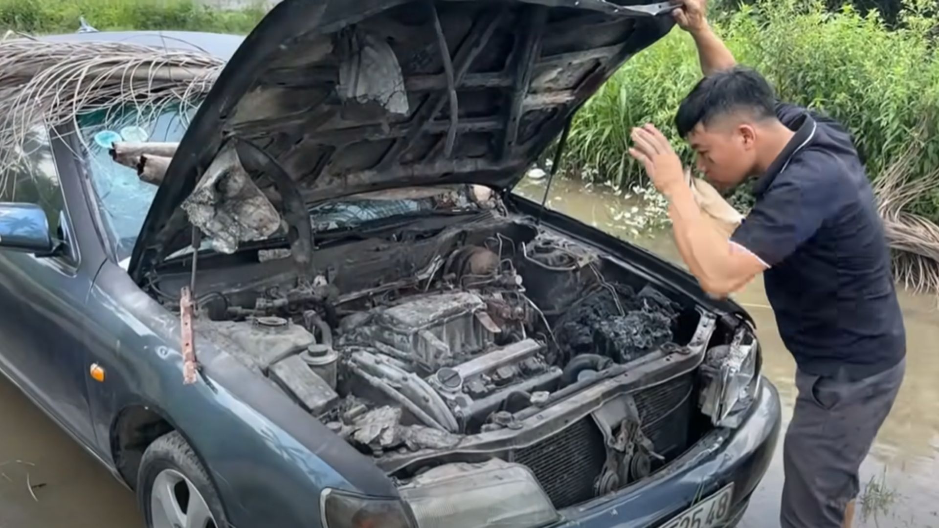 Biến chiếc Nissan cũ hỏng thành Lamborghini Revuelto, các thợ xe Việt Nam được thế giới ngả mũ khâm phục - Ảnh 1