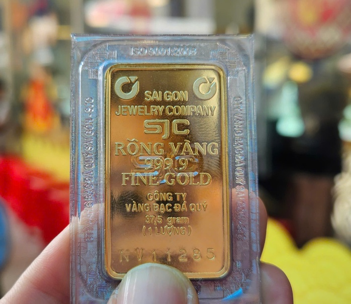 Sếp công ty vàng SJC lên tiếng về chất lượng 6.255 lượng vàng miếng sản xuất trái phép - Ảnh 1
