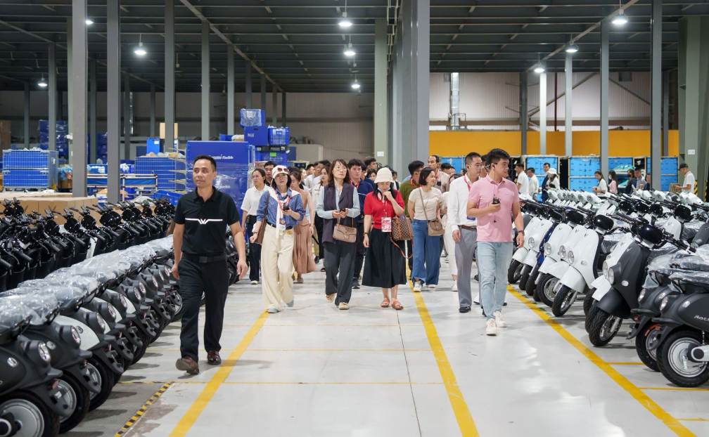 600 nhà phân phối VinFast đồng lòng nhất trí bán 1,5 triệu xe máy điện trong năm 2026 - Ảnh 3