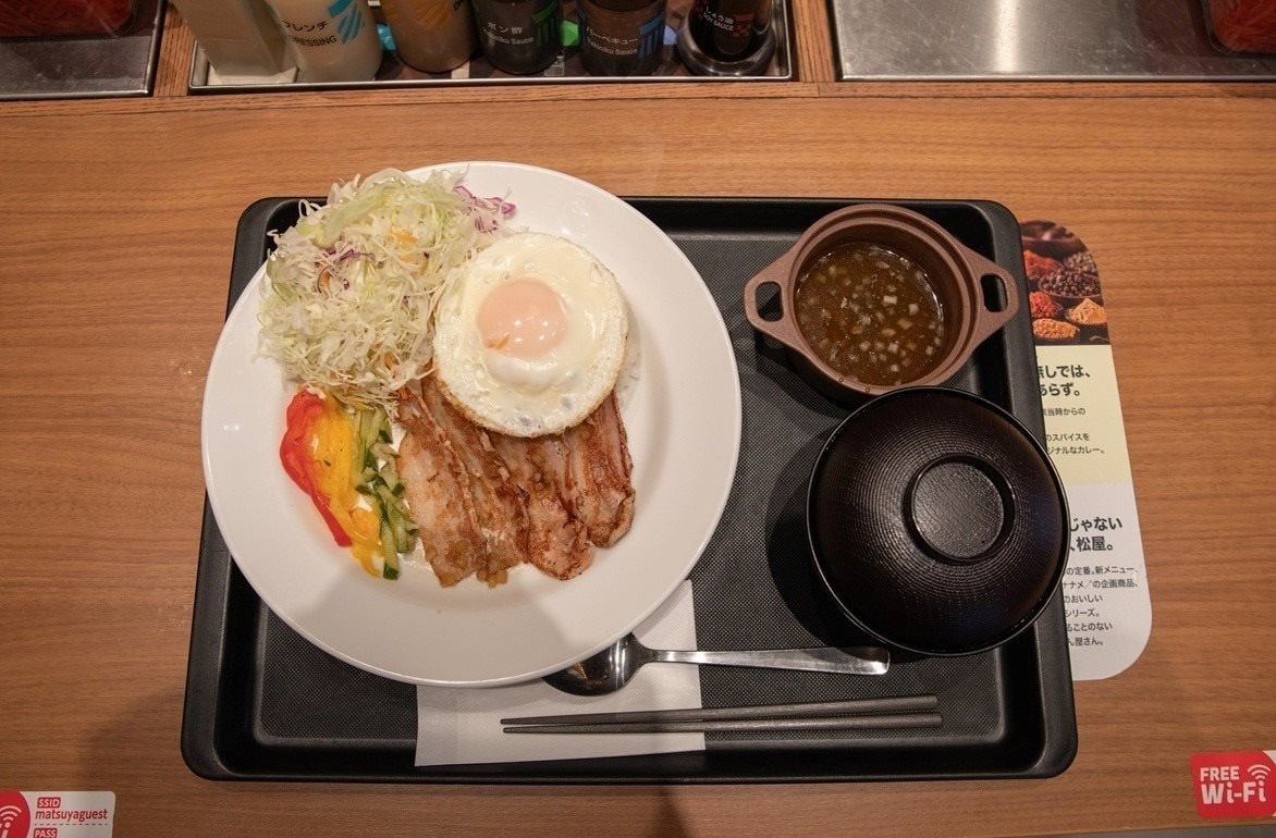 Đại sứ Việt Nam tại Nhật Bản bán cơm tấm tại chuỗi cơm bò lớn top 3 có hơn 1.000 cửa hàng - Ảnh 1