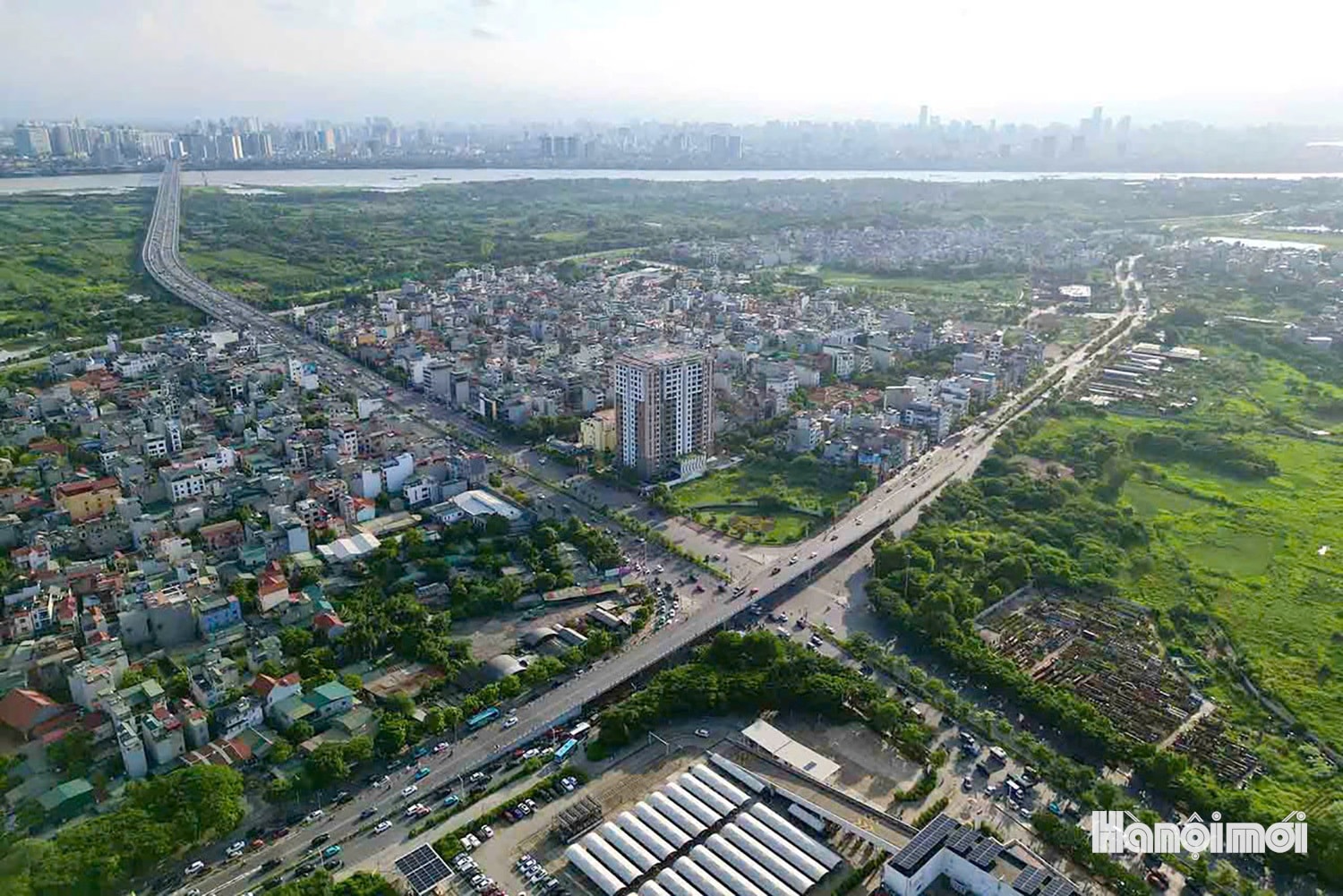 Cận cảnh nút giao Cổ Linh chuẩn bị xây hầm chui gần 750 tỷ đồng vào dịp 10-10 - Ảnh 12