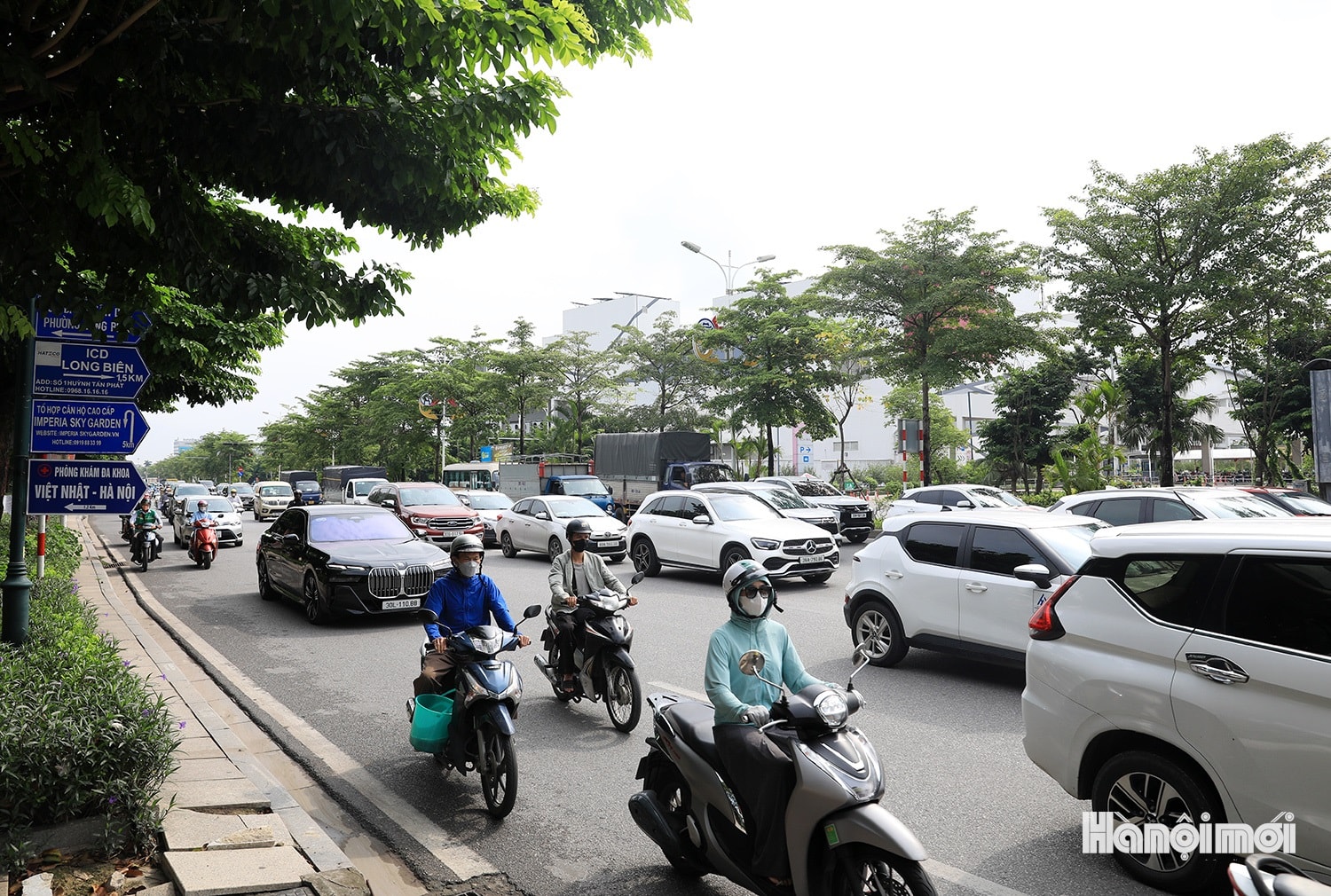 Cận cảnh nút giao Cổ Linh chuẩn bị xây hầm chui gần 750 tỷ đồng vào dịp 10-10 - Ảnh 6