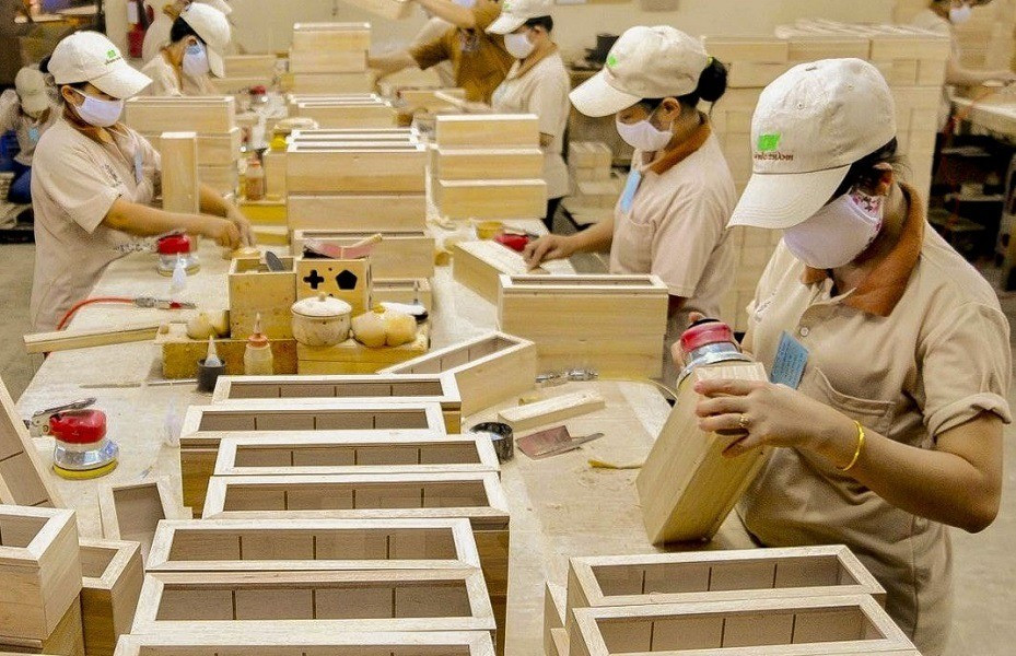 Doanh nghiệp Việt thấp thỏm trước động thái điều tra gỗ nội thất của Mỹ - Ảnh 2