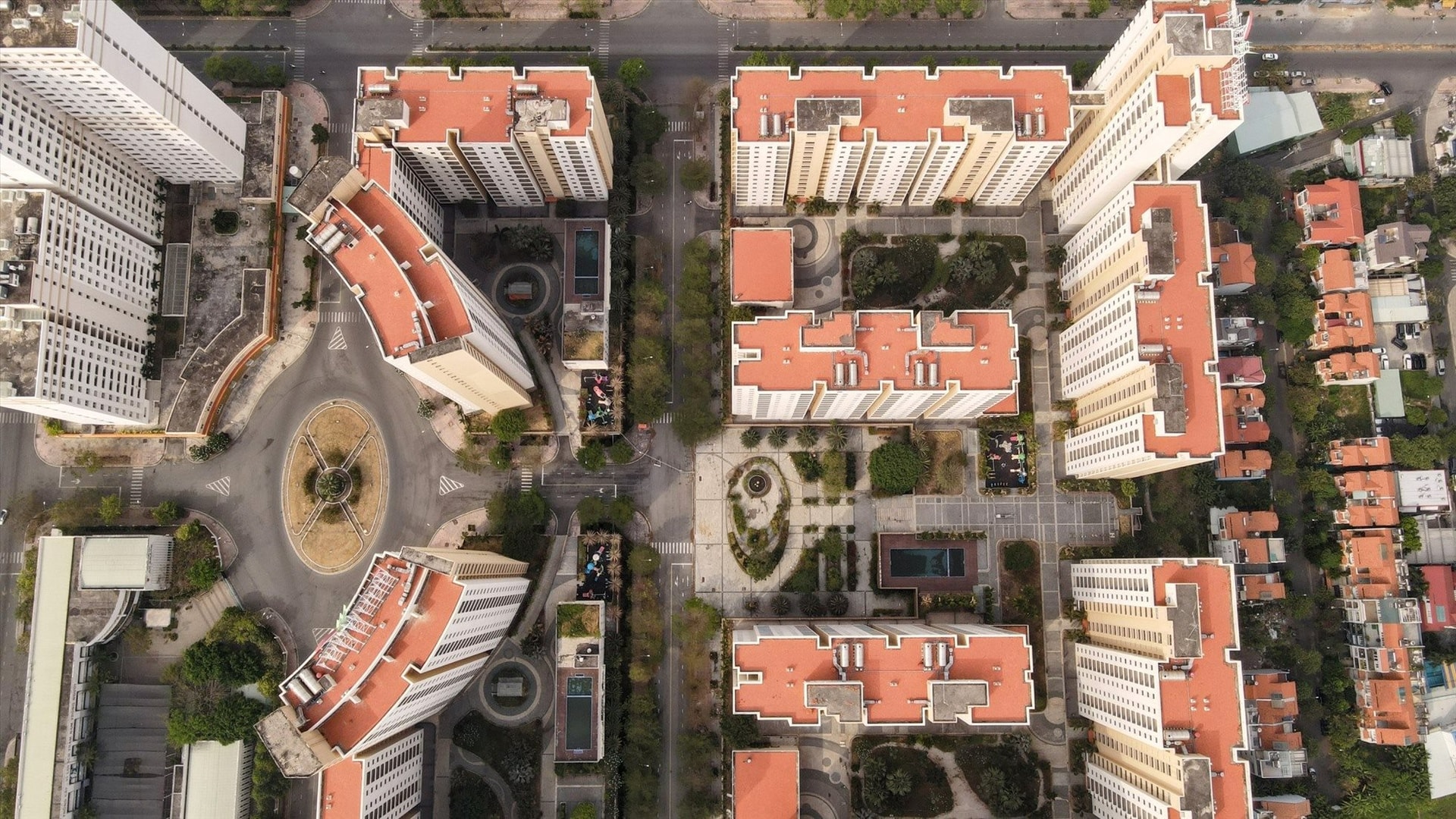 "Hàng xóm" bán 10 tỷ/căn, vì sao gần 4.000 căn hộ tại "đất vàng" Thủ Thiêm giá chưa đến 3 tỷ vẫn ế khách? - Ảnh 1