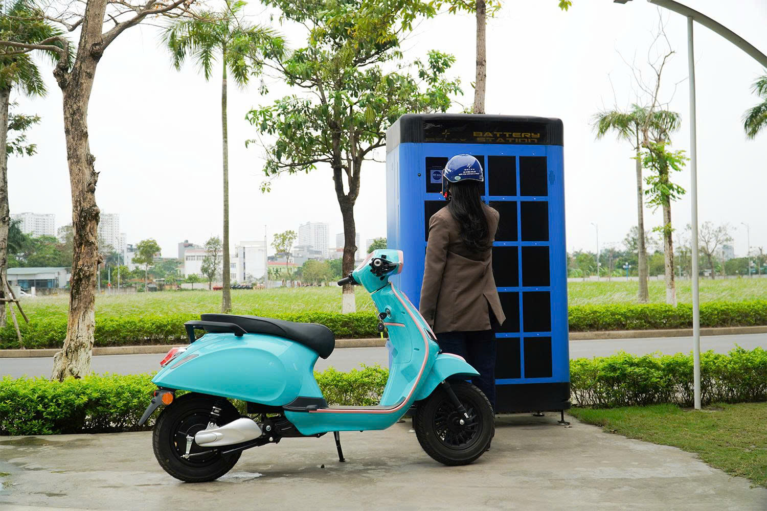 Trạm đổi pin Petrolimex đi vào hoạt động: Nhanh hơn đổ xăng, xe máy điện nhiều hãng có thể dùng chung - Ảnh 4