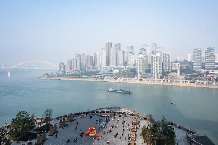 Cuộc sống bên trong thành phố mê cung Trùng Khánh - Ảnh 2