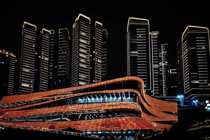 Cuộc sống bên trong thành phố mê cung Trùng Khánh - Ảnh 3