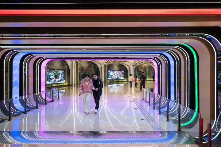 Cuộc sống bên trong thành phố mê cung Trùng Khánh - Ảnh 12